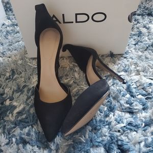 Aldo heels. Missing ankle wrap.